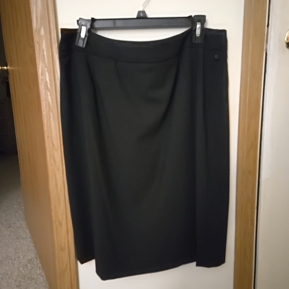 Calvin Klein Designer Classic Black Pencil Midi Skirt Size 14 Business EX/NWOT